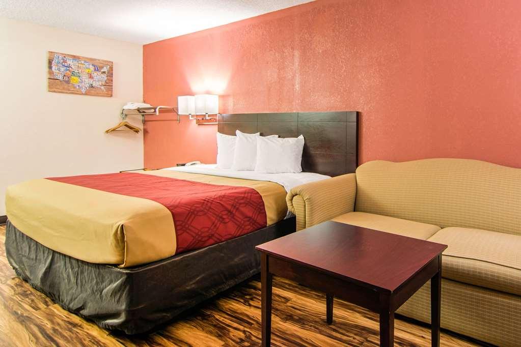 Econo Lodge Madison Szoba fotó