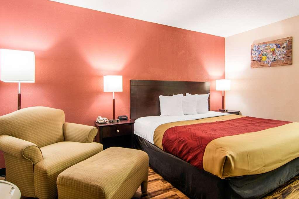Econo Lodge Madison Szoba fotó