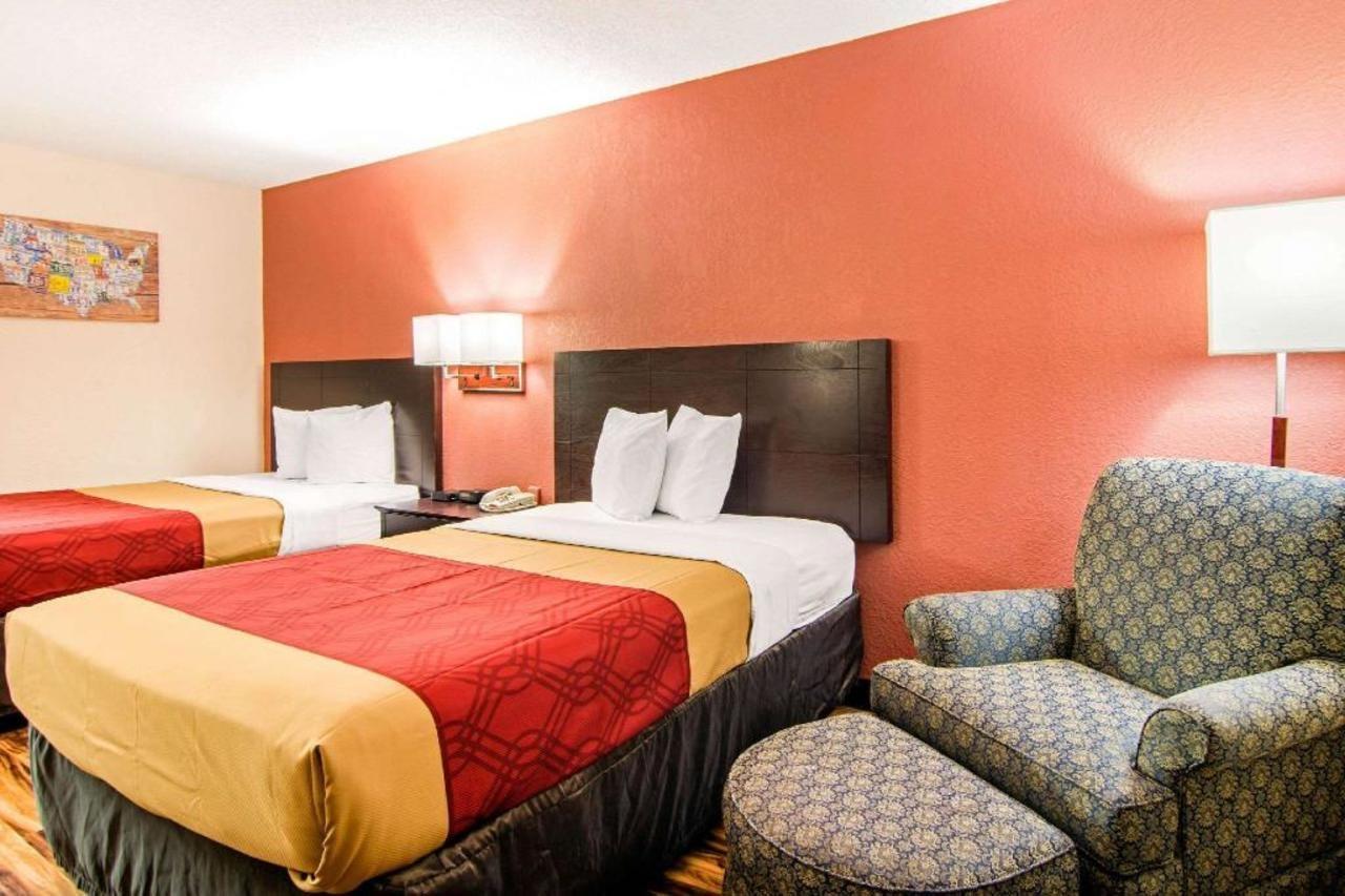 Econo Lodge Madison Kültér fotó