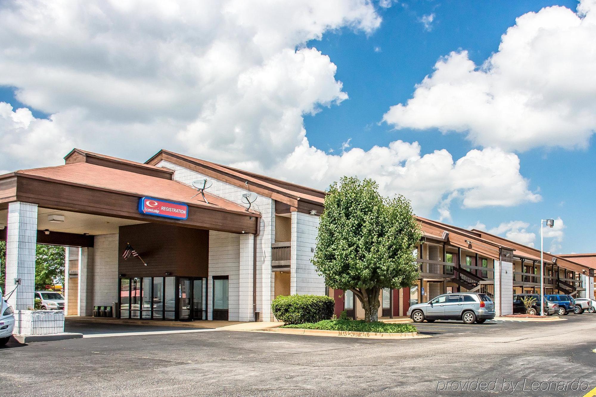 Econo Lodge Madison Kültér fotó